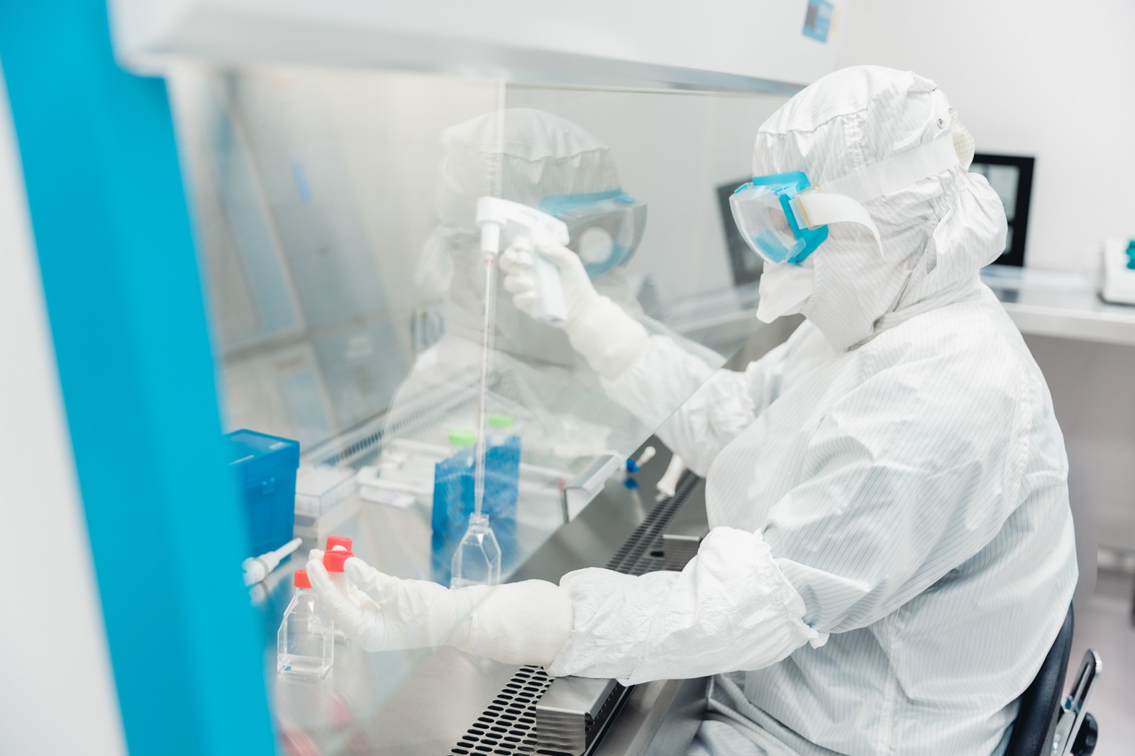 Aseptic processing in a biosafety cabinet
