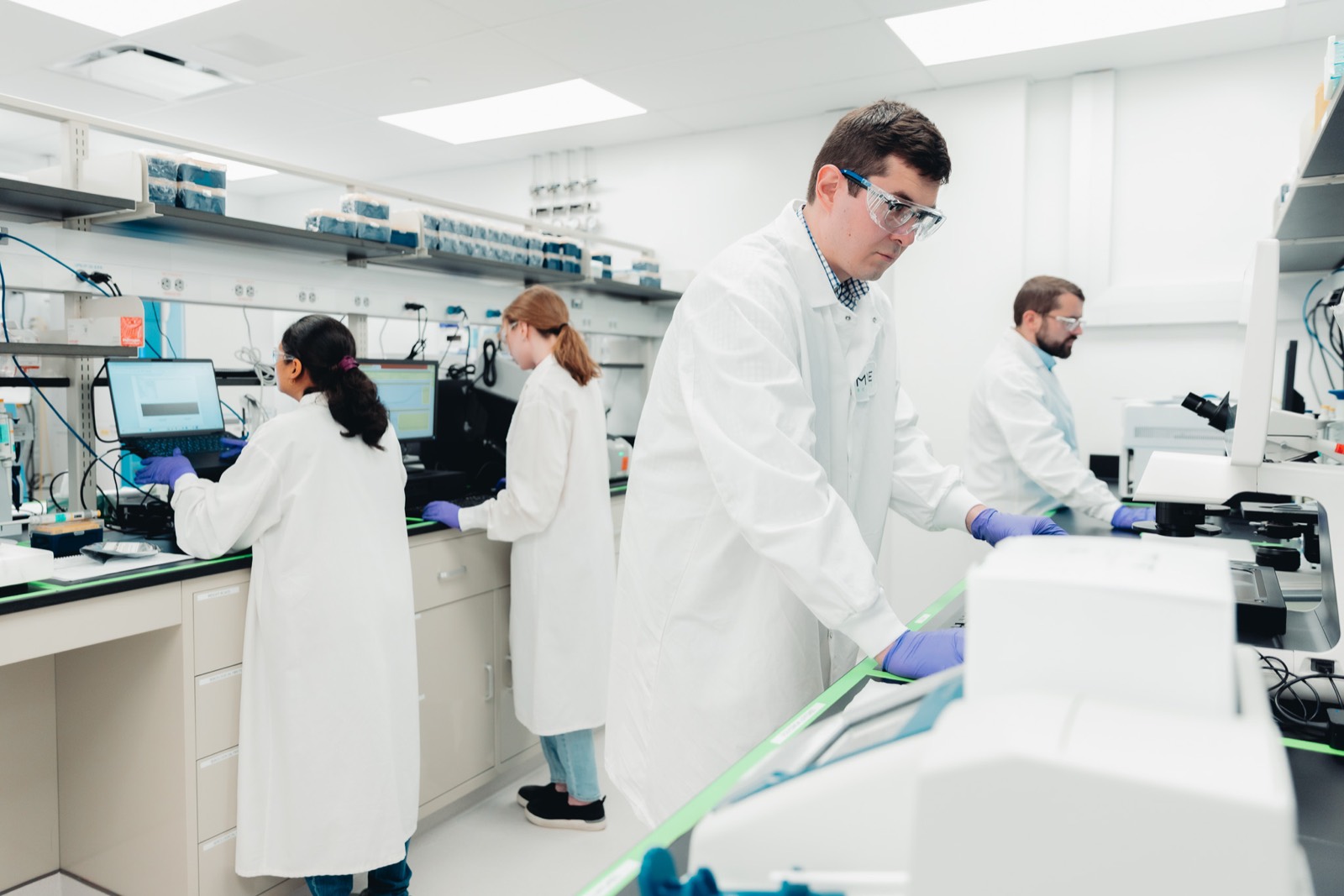 Cold chain and cryogenic storage